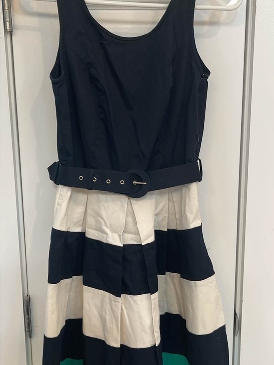 Banana Republic Dresses & Skirts - Banana Republic Black and White Striped Belted Dress